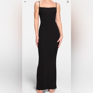 Skims Slip Dress MEDIUM